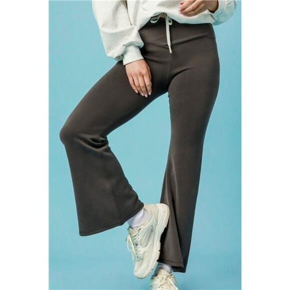 NWT‎ Umgee High-Waisted Flare Leggings - Picture 1 of 3